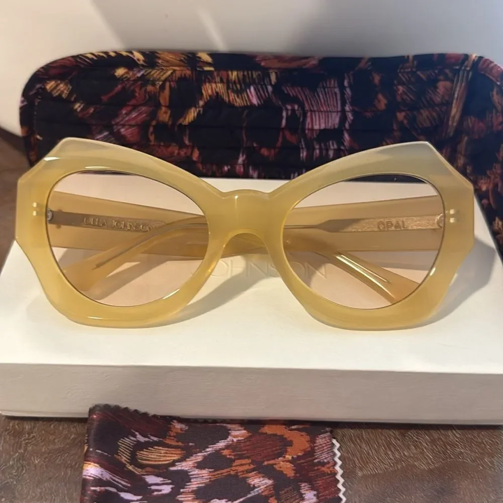 NIB Ulla Johnson Opal Sunglasses Butterfly Shape Ochre in color